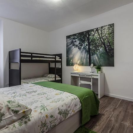 Stayeasy Fara12 - Central Station & Downtown Walking Distance Mailand Exterior foto