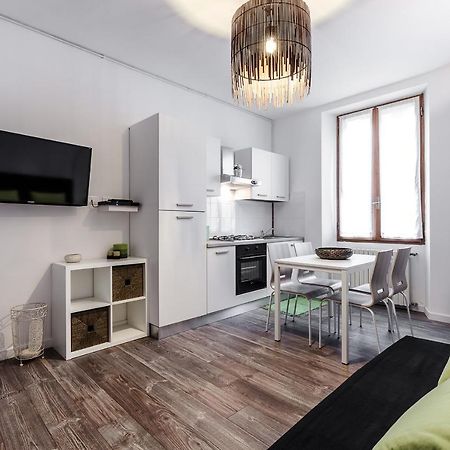Stayeasy Fara12 - Central Station & Downtown Walking Distance Mailand Exterior foto